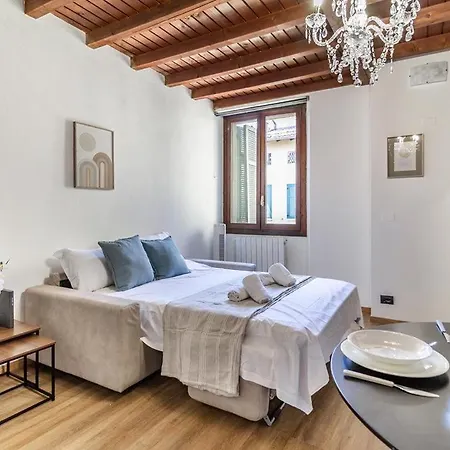 Porta Torre - Guest Apartment Como